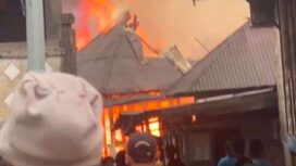 Kebakaran Hebat Landa Sekayun Mudik