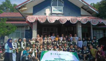 Camat Pondok Kubang Sambut 27 Mahasiswa KKN STIESNU Bengkulu